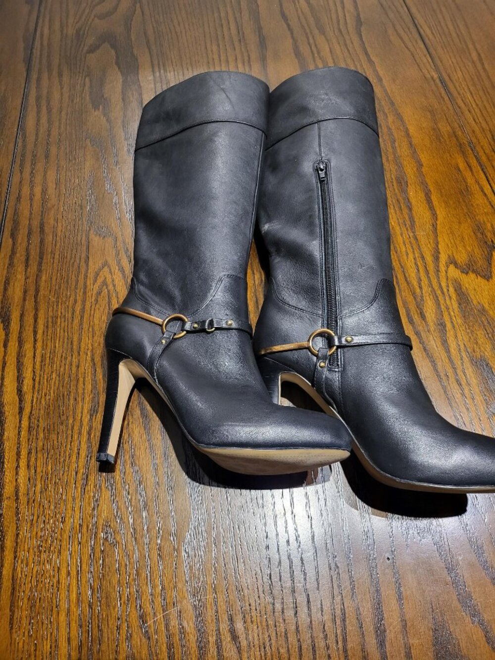 Isola Black Leather Knee-High Harness Boots Gold Ring Stiletto Heel Size 8.5